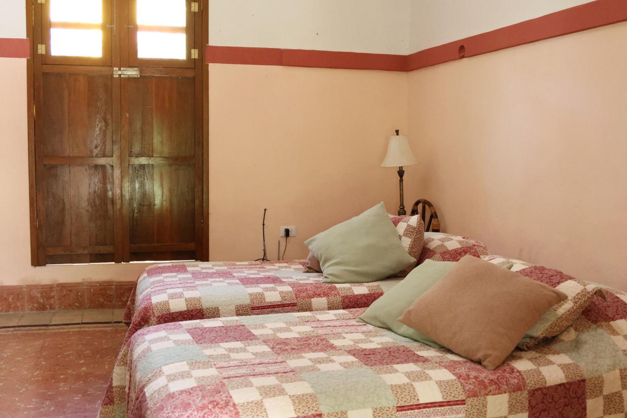 Gardenhotel Macan Ché B&B Izamal Esterno foto