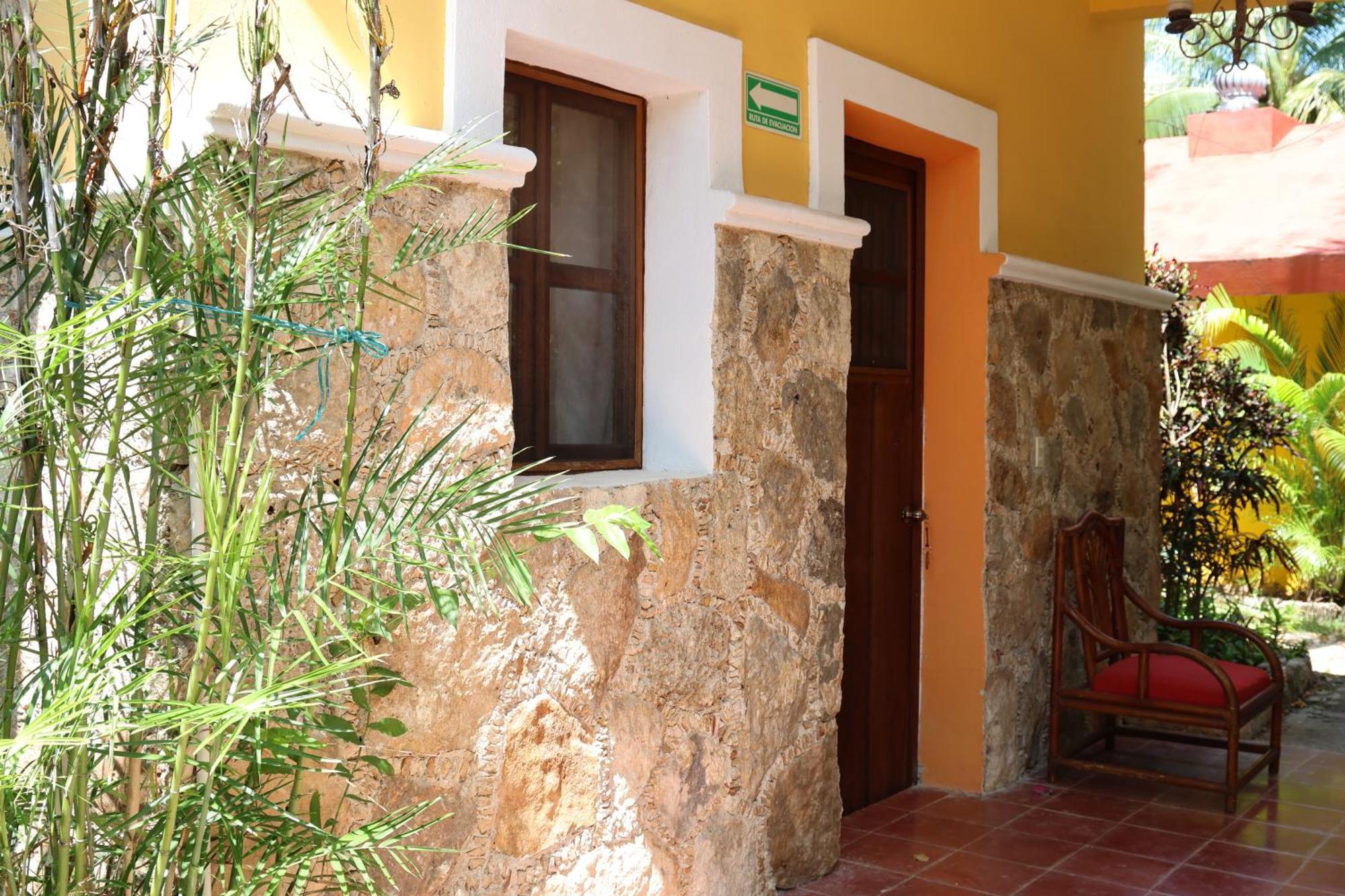 Gardenhotel Macan Ché B&B Izamal Esterno foto